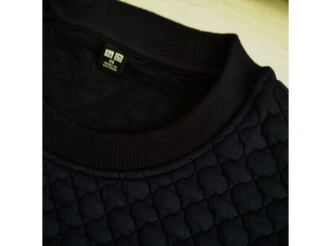 Uniqlo Oberteile - Ansicht 3
