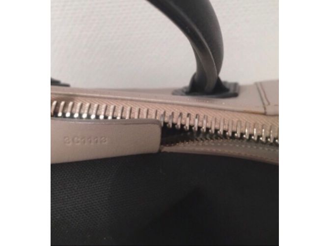 Givenchy Antigona - vue 5