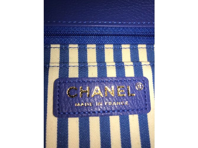 Borsa Chanel La Pausa in pelle blu elettrico - vista 6