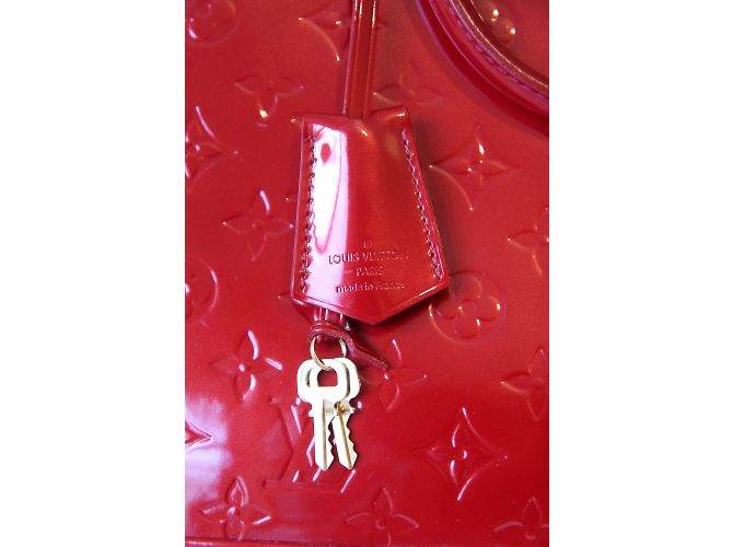 Louis Vuitton Borsa Pomme D'Amour Monogram Vernis Alma GM Rosso - vista 9