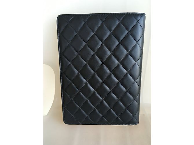 Chanel Timeless model Black - view 3