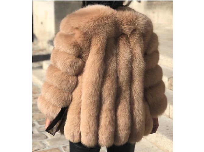 Autre Marque Cappotto in pelliccia di volpe beige - vista 2