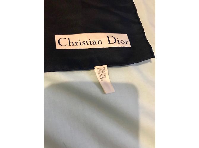 Christian Dior Foulard - vue 3