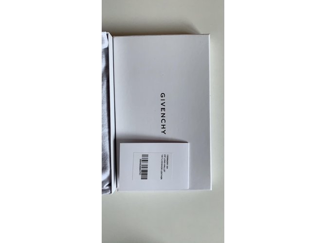 Cartera Givenchy de cuero negro - vista 3