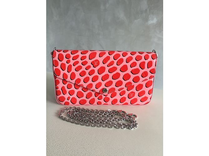 Louis Vuitton Copertina di Felicie Rosa - vista 10