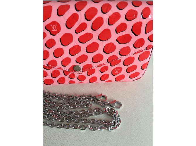 Louis Vuitton Copertina di Felicie Rosa - vista 14