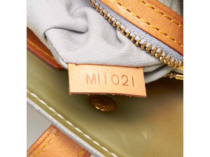 Louis Vuitton Vernis Reade PM Verde - vista 7