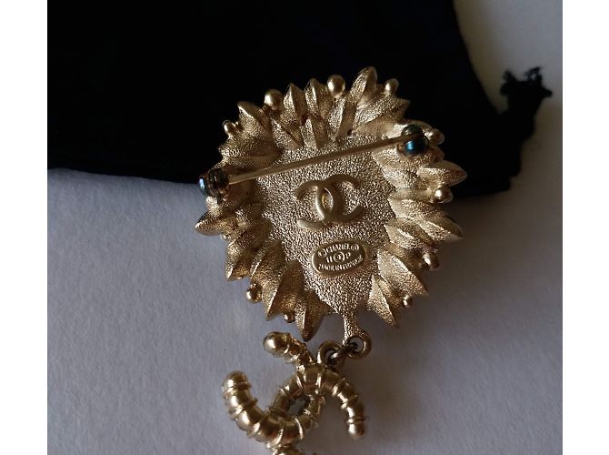 Chanel Spilla a testa di leone 2011 Collezione D'oro - vista 12