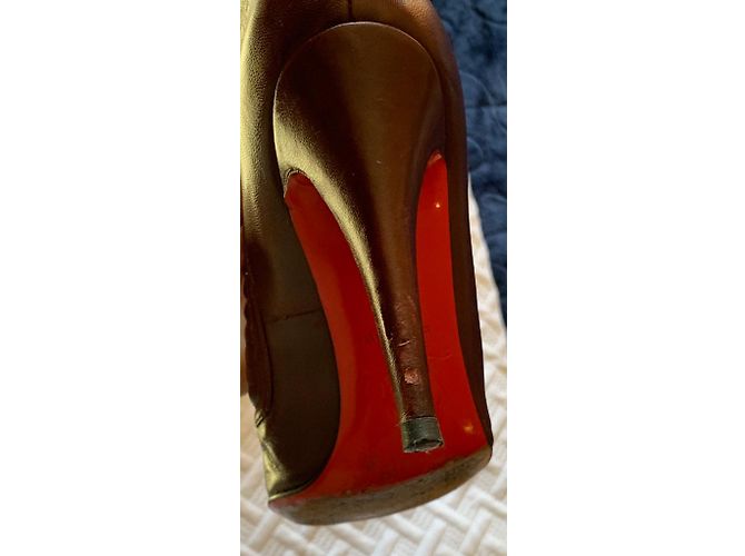 Botines Christian Louboutin de piel rojo oscuro Burdeos - vista 4
