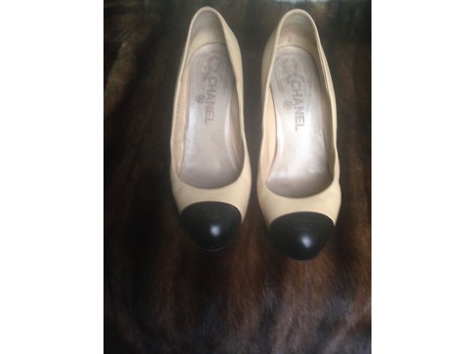 Chanel Leder Pumps Beige 38 - Ansicht 8