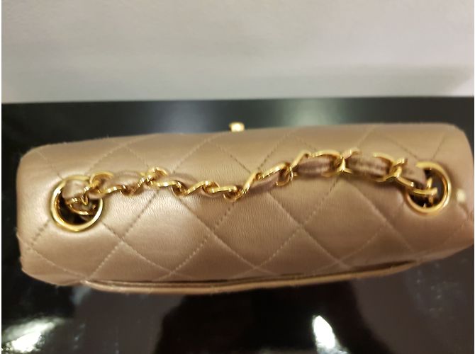 Timeless Chanel in pelle dorata senza tempo D'oro - vista 22