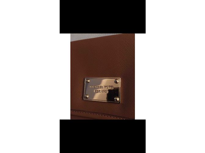 Pochette Michael Kors Marrón Piel Artificial Castaño - vista 2