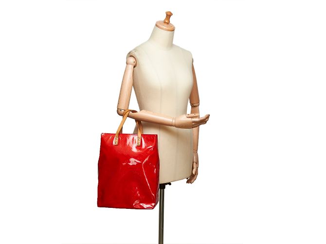 Louis Vuitton Vernis Reade MM Rosso - vista 9