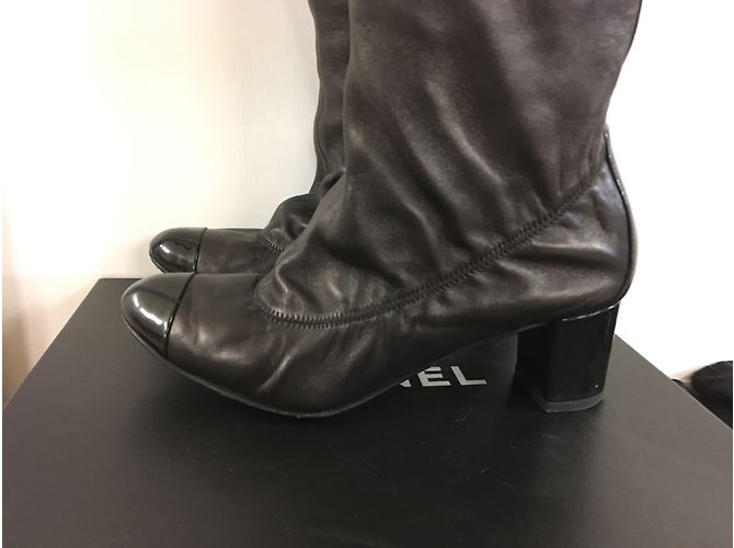 Botas altas Chanel de piel de cordero negras Negro - vista 6