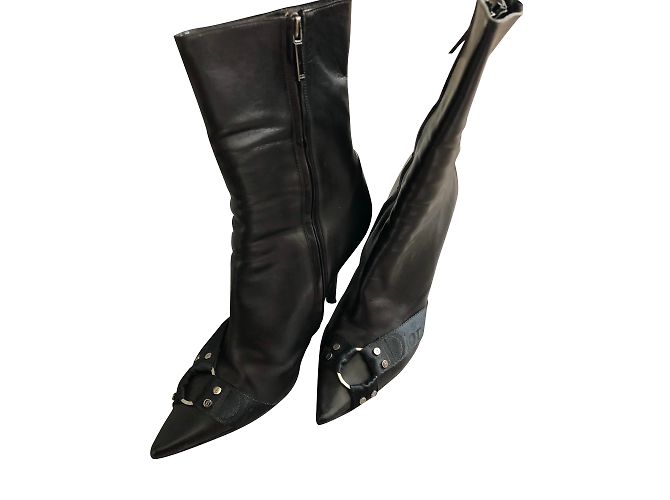 Dior botas negras de talla 38,5 en muy buen estado Negro - vista 2