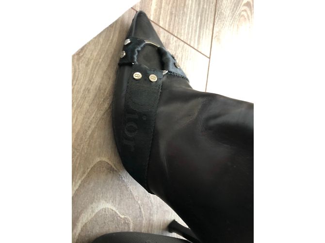 Dior botas negras de talla 38,5 en muy buen estado Negro - vista 6