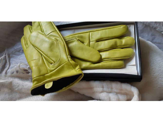 Anisgrüne Lederhandschuhe NEU Arthur & Aston Olivgrün - Ansicht 2