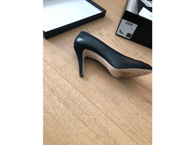 Décolleté Chanel in pelle nera 8 cm Nero - vista 4