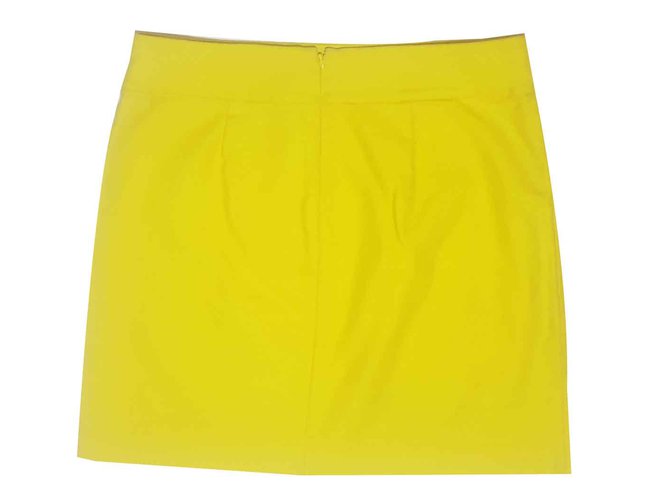 Ann Taylor Afueras Amarillo - vista 2