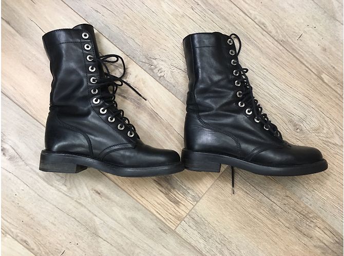 Botas Militares Chanel de Cuero Negro 35,5 - vista 3