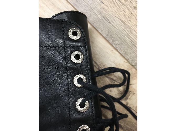 Botas Militares Chanel de Cuero Negro 35,5 - vista 4