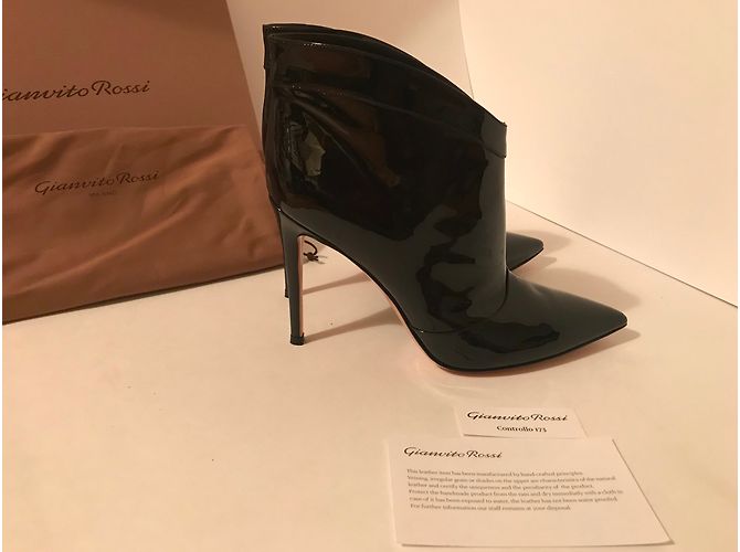 Stivaletti Gianvito Rossi in vernice nera Nero - vista 3