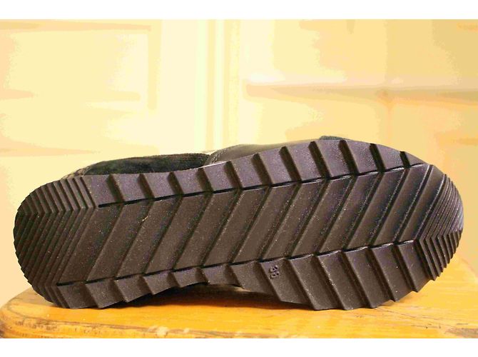 Tosca Blu black and gold sneakers - view 5