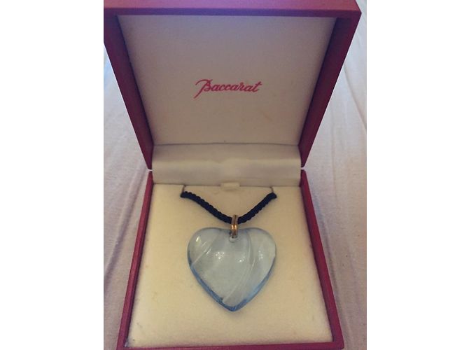 Ciondolo Baccarat Cuore in Cristallo Blu Cordino Nero - vista 3