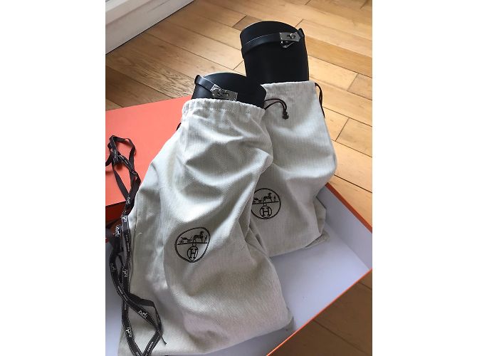 Kelly Hermès Jumping Boots aus schwarzem Kalbsleder - Ansicht 4