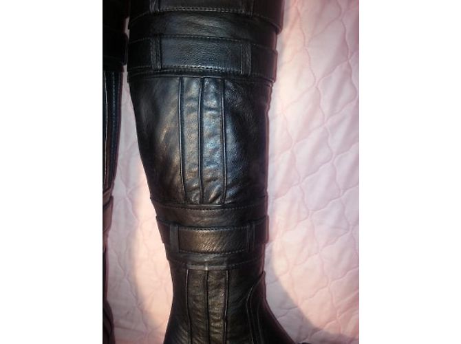 PRADA "Capra Old" Kniestiefel, Farbe schwarz - Ansicht 4