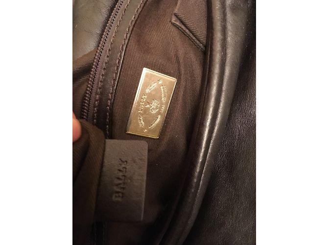 Bally Besace cuir Val. 800 EUR - vue 3