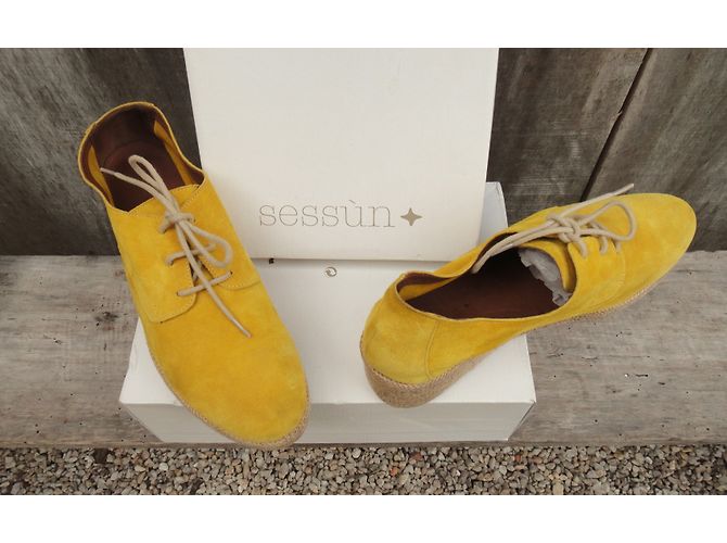 Scarpe derby Sessun Bloom in scamosciato giallo - vista 3