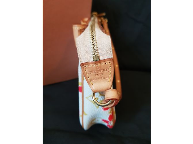 Louis Vuitton Pochette Monogram Cherry Blossom Edizione Limitata Rosa Rosso Crudo - vista 9