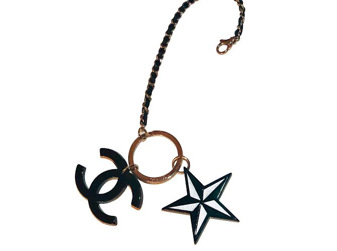 Ciondolo portachiavi Chanel Nero Argento - vista 2