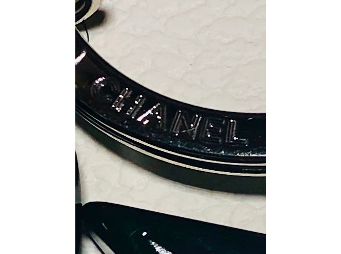 Ciondolo portachiavi Chanel Nero Argento - vista 3