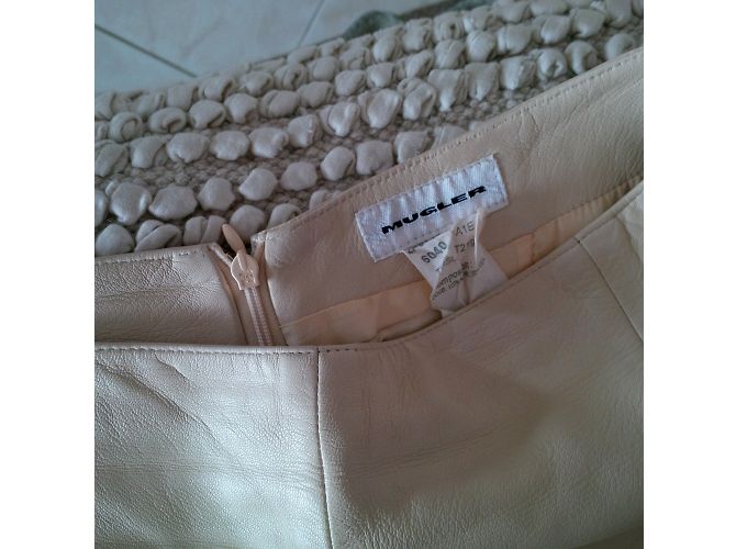 Pantalones de cuero beige Thierry Mugler corte recto - vista 3
