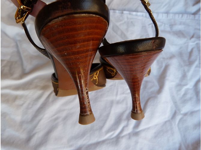 Louis Vuitton Heels Brown Golden - view 5