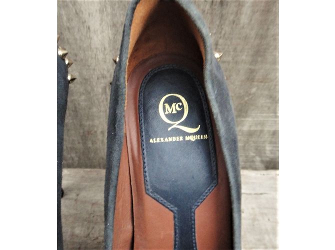 Alexander McQueen Pumps Grau aus Hirschleder - Ansicht 4