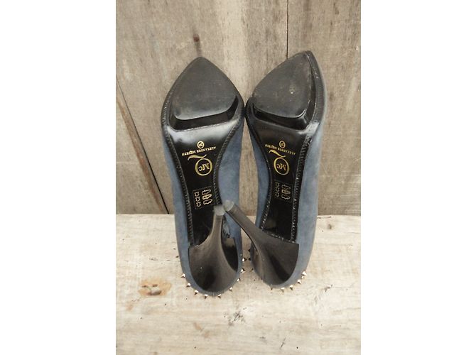 Alexander McQueen Pumps Grau aus Hirschleder - Ansicht 6