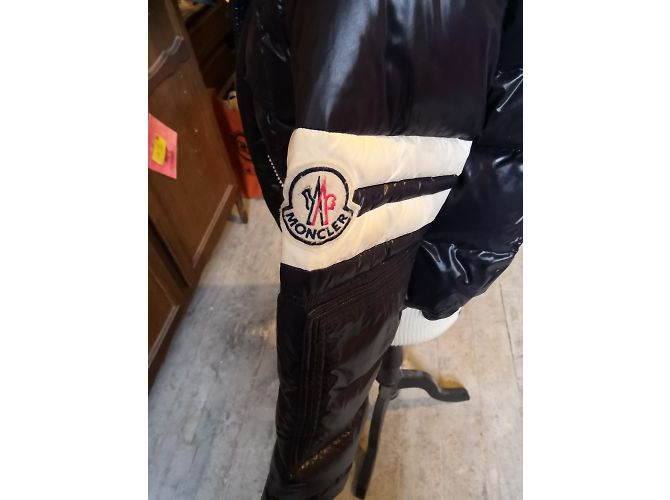 Schöne Moncler Jacke gemischt - Ansicht 3