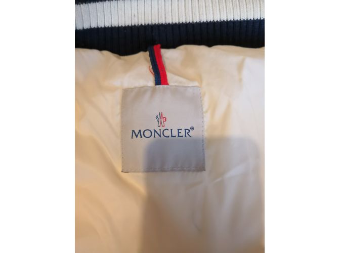 Schöne Moncler Jacke gemischt - Ansicht 6