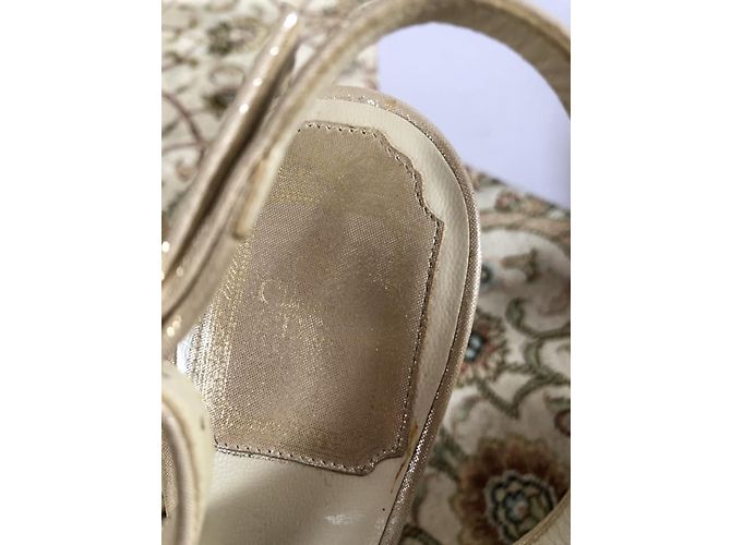 Sandali Dior in pelle metallizzata champagne Metallico - vista 4