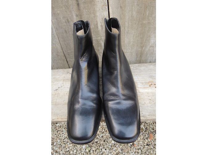 Stivaletti Gucci in pelle nera 39 Nero - vista 3
