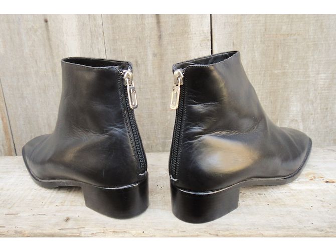Stivaletti Gucci in pelle nera 39 Nero - vista 4