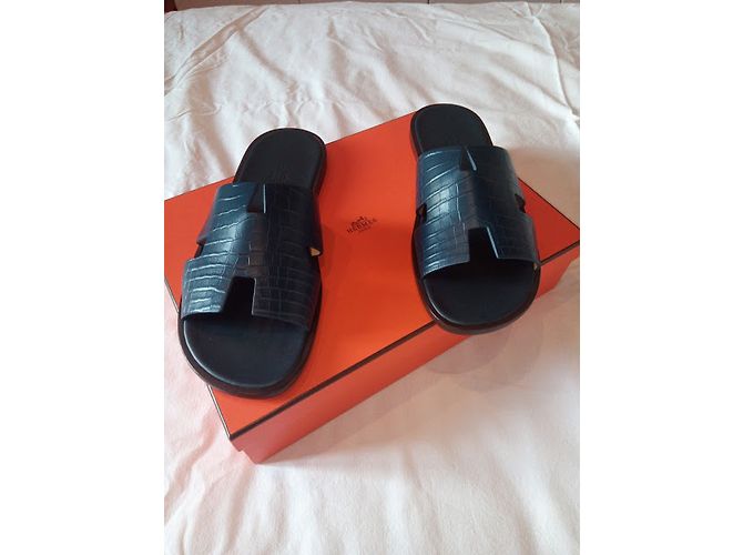 Hermès SANDALO IZMIR (ALLIGATORE) BLEU DE MALTE N.43 Blu - vista 4