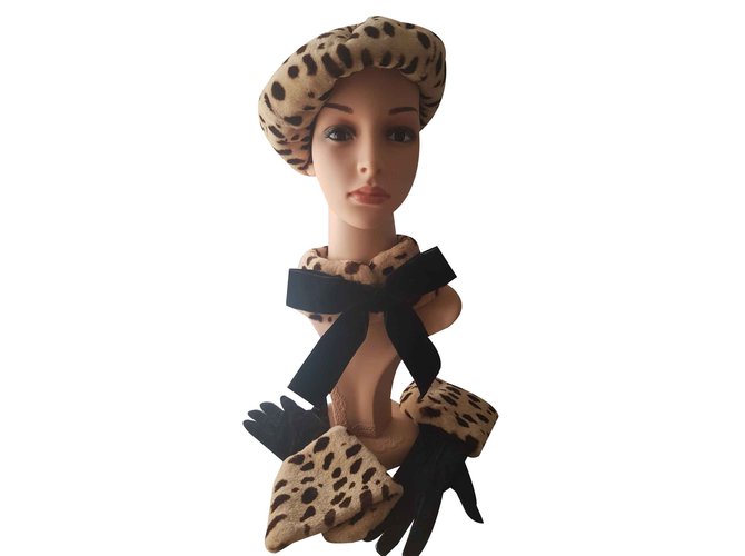 Chanel Luvas Preto Estampa de leopardo - vista 2