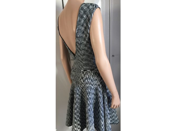 Issa Kleid aus Viscose - Ansicht 4