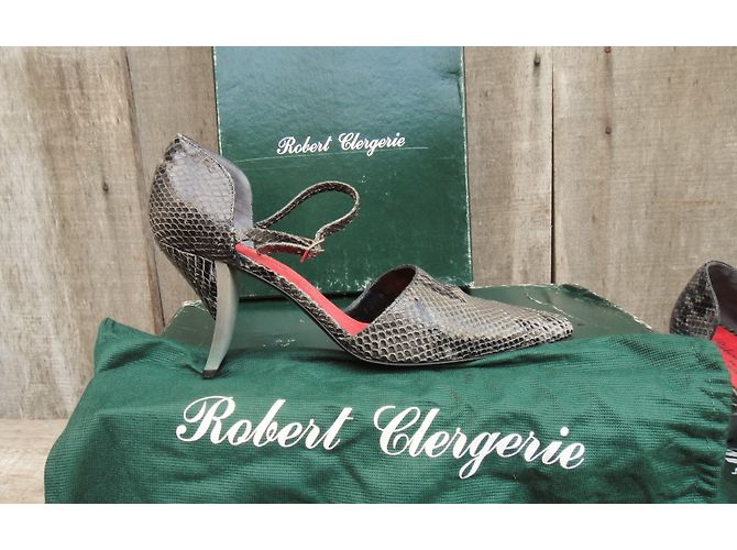 Saltos Robert Clergerie Cinza em Pele de Réptil - vista 3