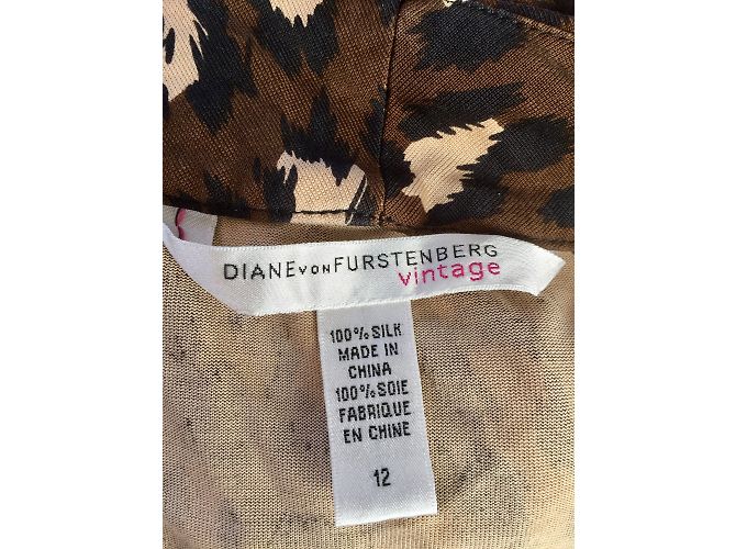 Diane Von Furstenberg Vestido jersey de seda de Gaby Castaño Negro Estampado de leopardo - vista 5
