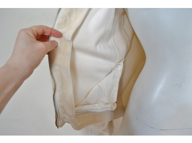 Céline Off-White Ivory Sudadera con capucha con capucha de terciopelo con cremallera Talla S SMALL Beige - vista 20